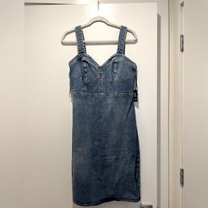 Sweetheart neckline Denim dress
